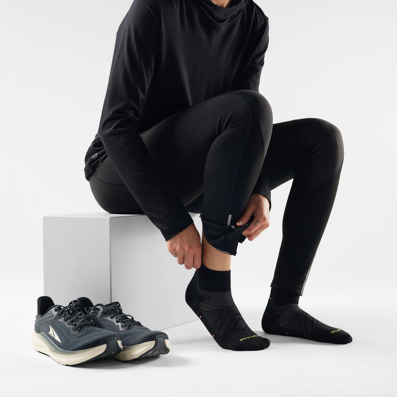 Smartwool Run Zero Cushion Ankle – damskie skarpety do biegania, rozmiar M, Black