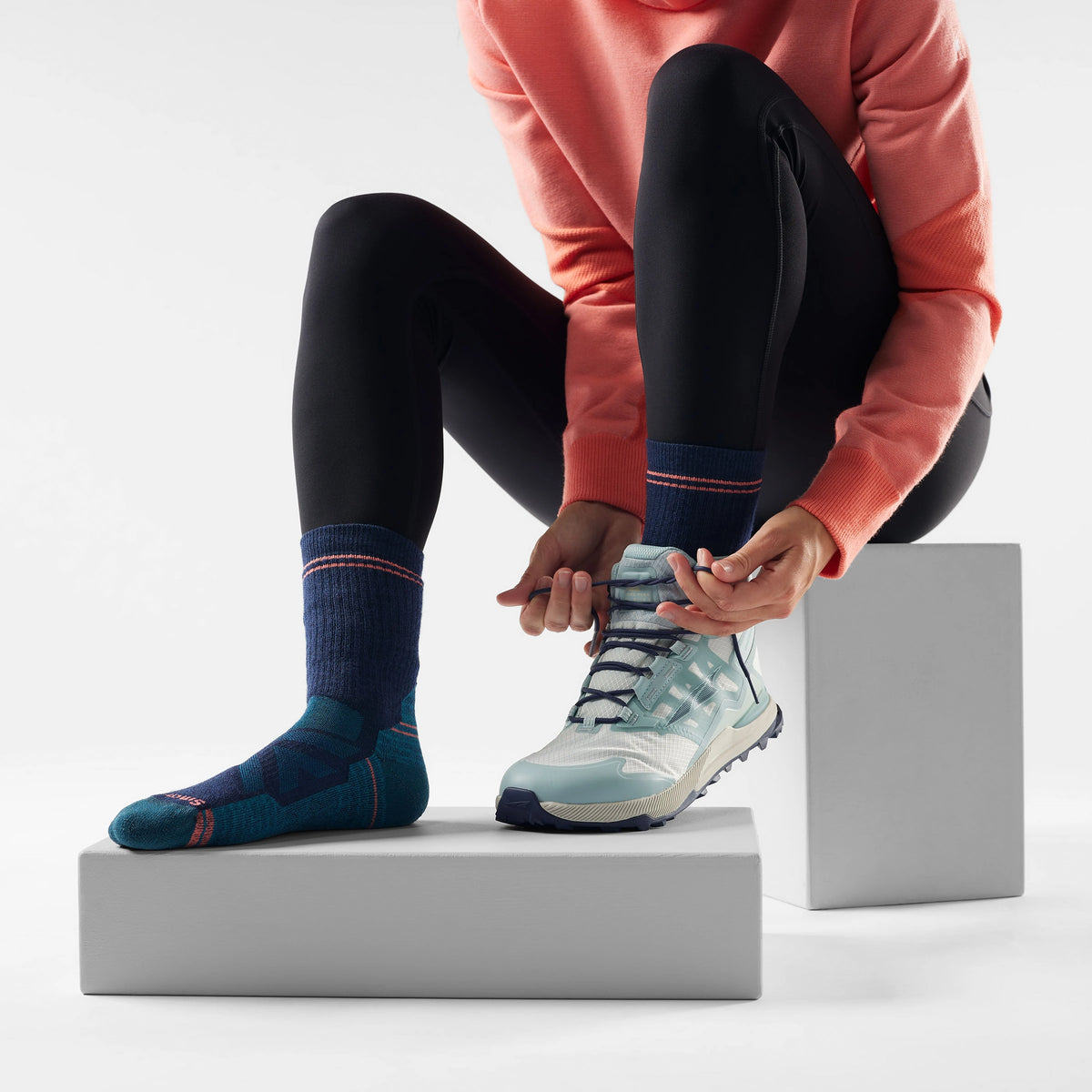 Smartwool Hike Full Cushion Crew – damskie skarpety trekkingowe, rozmiar M, Deep Navy